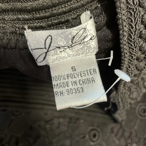 NWOT Openwork embroidery midi skirt - Picture 3 of 5